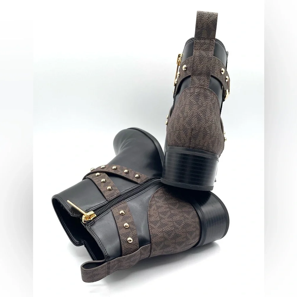 MICHAEL KORS Kincaid Leather and Studded Logo Ankle Boots. Size 8 M - Picture 5 of 15